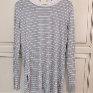 Long sleeve Athleta tee